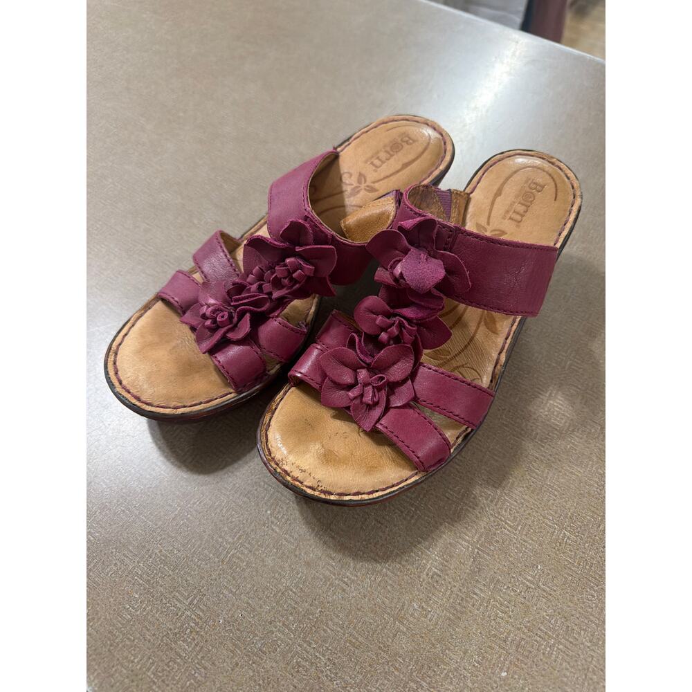 Born Leather strappy sandals women's size 8